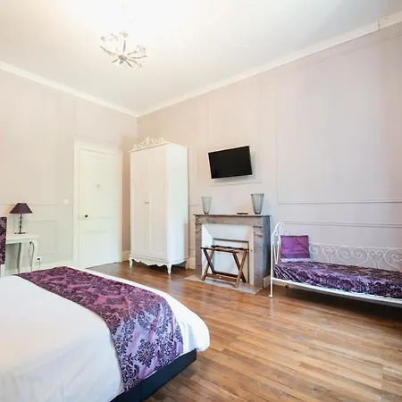 Chateau De Baillant - Futuroscope 4*