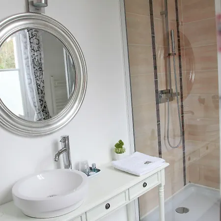 Chateau De Baillant - Futuroscope بيت ضيافة 4*