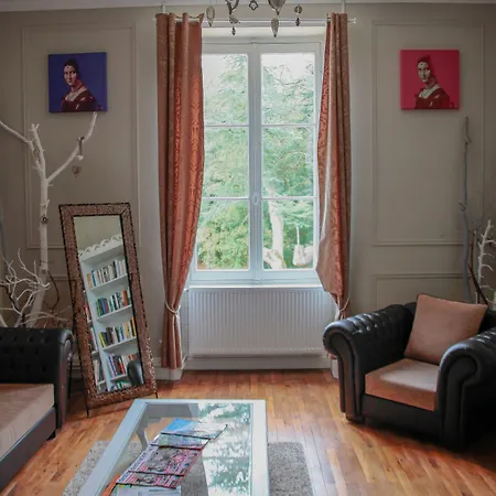 Chateau De Baillant - Futuroscope Pensión 4*