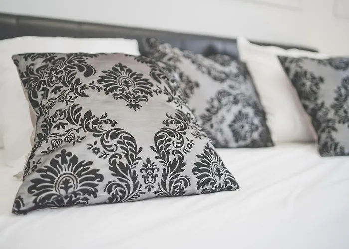 Chateau De Baillant - Futuroscope 4*