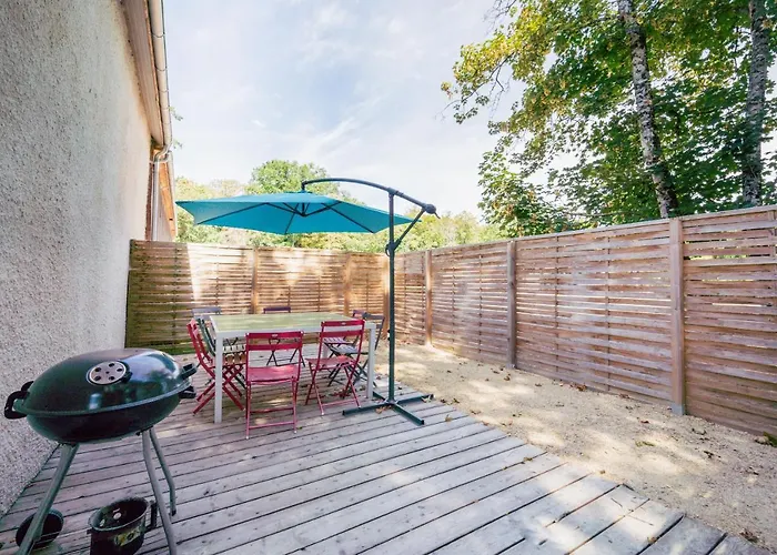 Chateau De Baillant - Futuroscope Guest house 4*