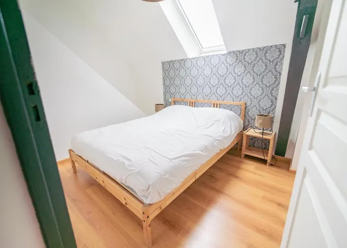 Chateau De Baillant - Futuroscope 4*