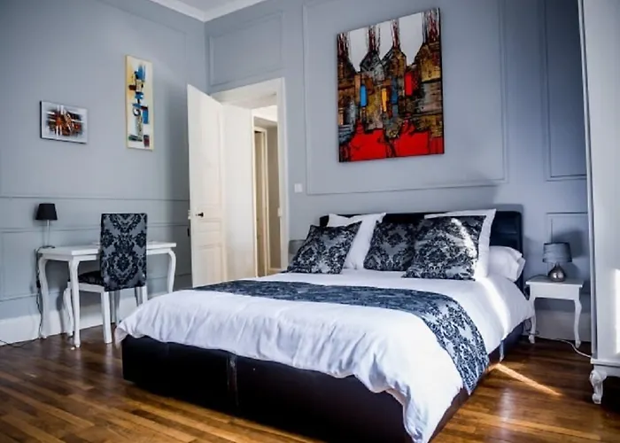 Chateau De Baillant - Futuroscope 게스트하우스 4*