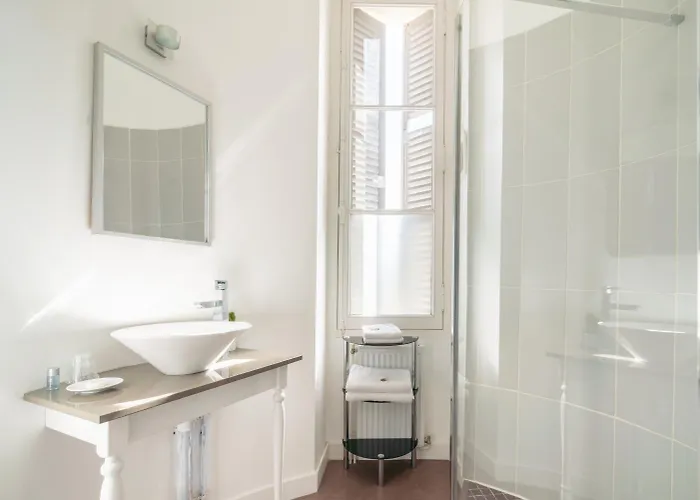 Chateau De Baillant - Futuroscope Guest house 4*